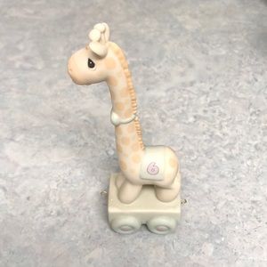 Precious moments giraffe